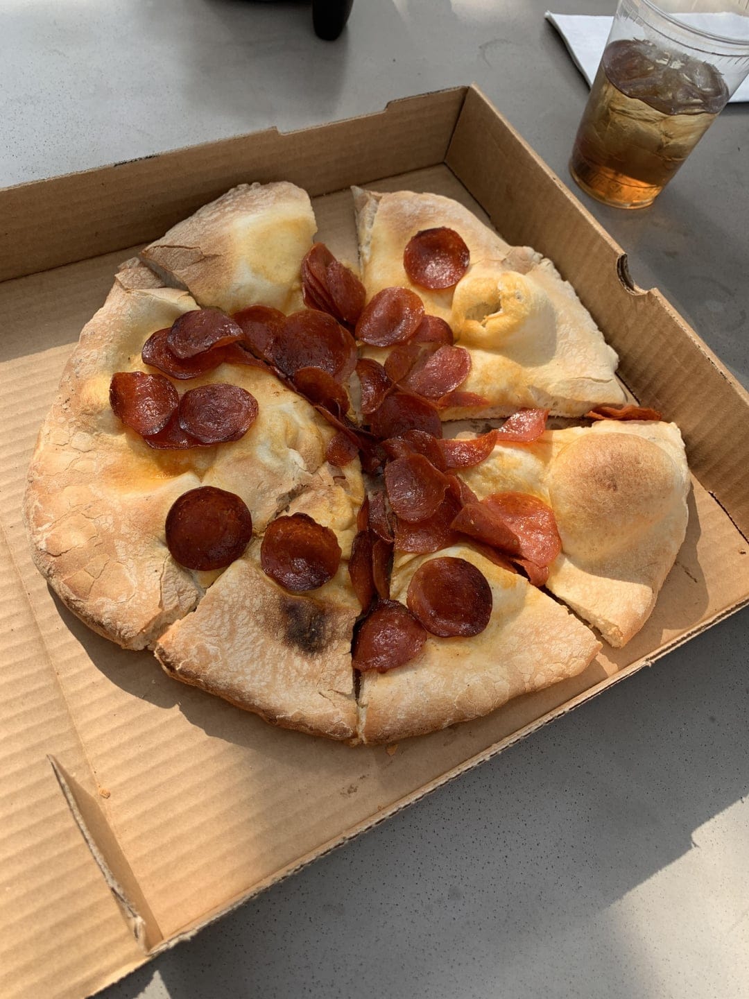Так по мнению повара должна выглядеть пицца пеперони