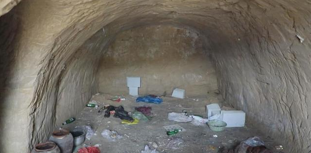 Китаец прятался в пещере 14 лет из-за 150 юаней